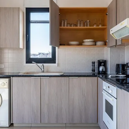 Appartement Averna - Breezy 2-br & Balcony In Larnaca