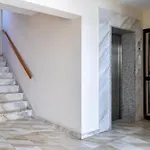 Averna - Breezy 2-br & Balcony In * لارنكا