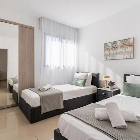 Apartament Averna - Breezy 2-br Apt&balcony In *